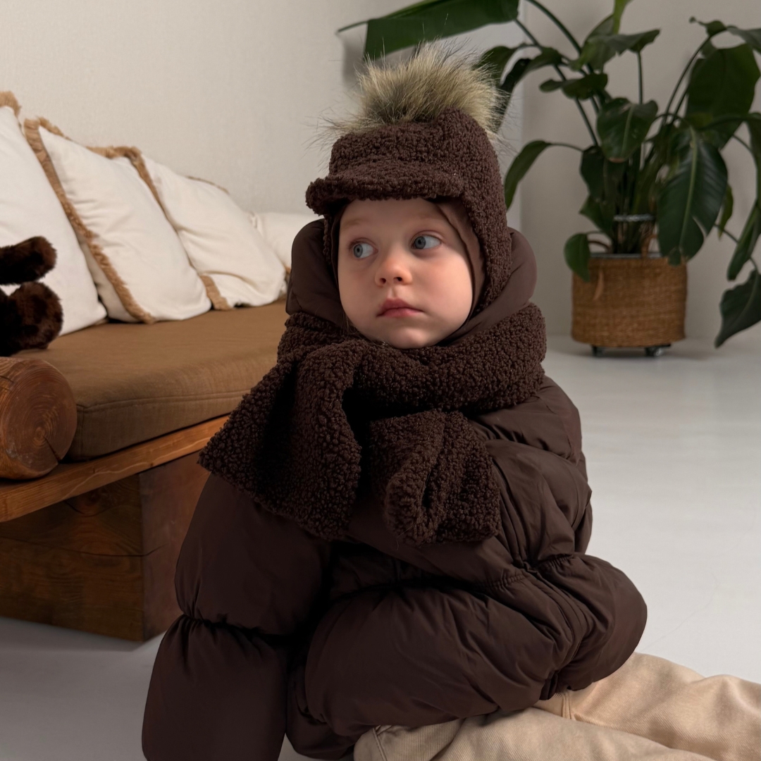 Žieminis Teddy šalmukas su bumbuliuku ir teddy šaliku - Image 5