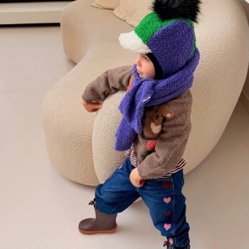 Žieminis Teddy šalmukas su bumbuliuku ir teddy šaliku