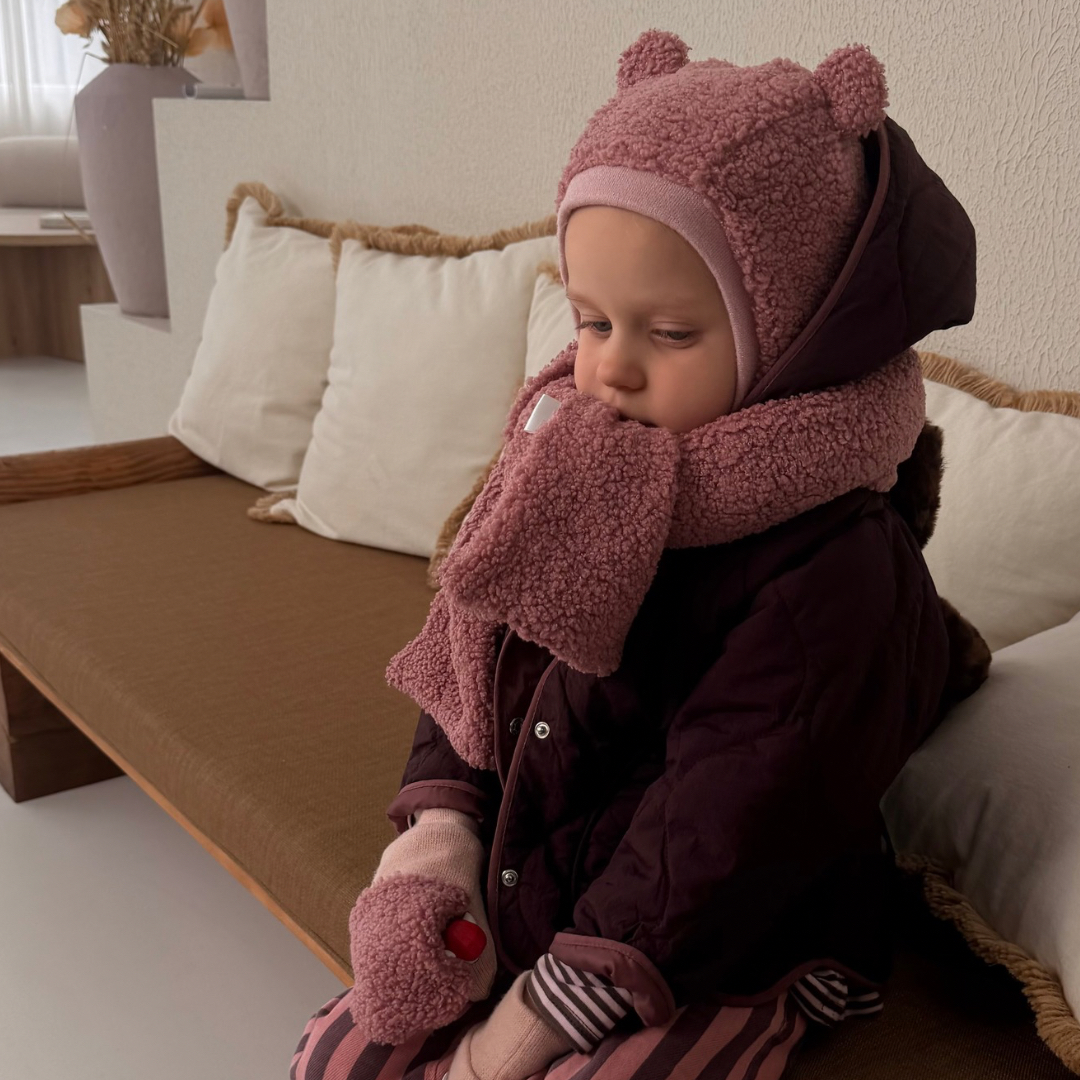 Žieminis Teddy šalmuko komplektas rinkinys su pirštinėmis - Image 11
