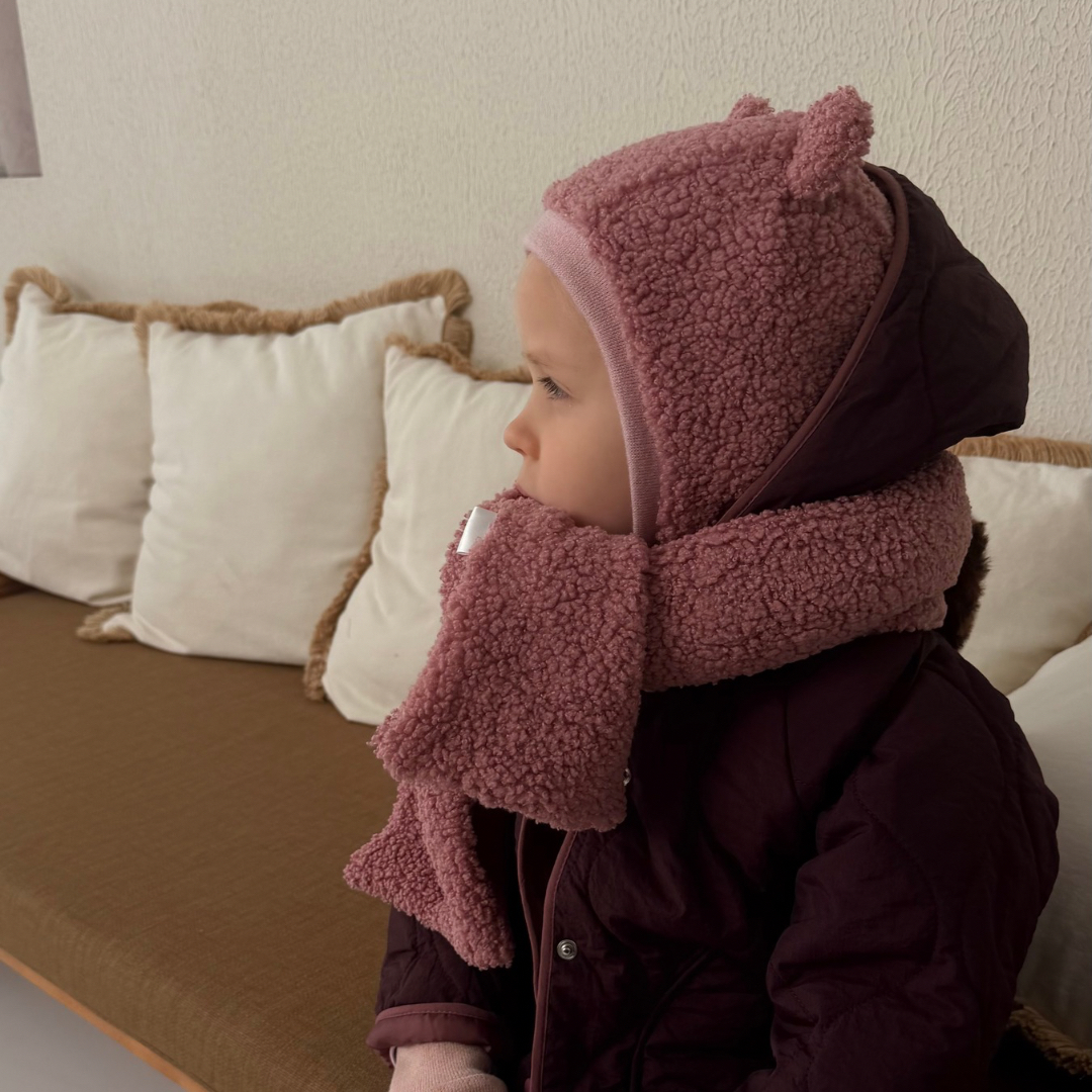 Žieminis Teddy šalmuko komplektas rinkinys su pirštinėmis - Image 4