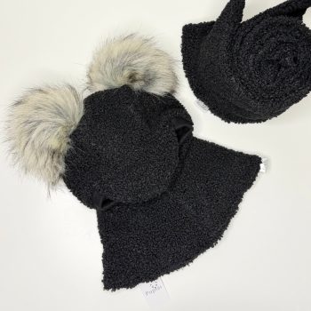 Žieminis Teddy šalmukas su bumbuliukais ir teddy šaliku
